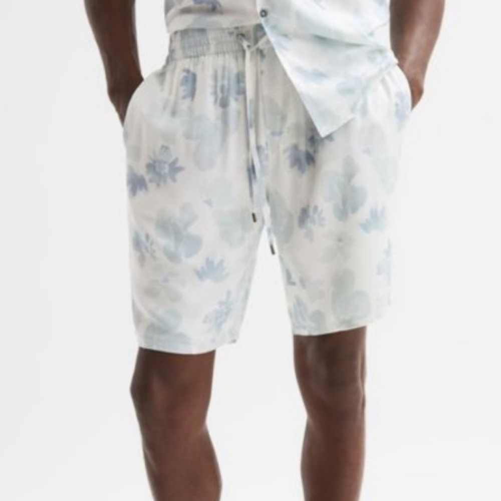 Paige Floral Print Micah Shorts Size M NWT'S